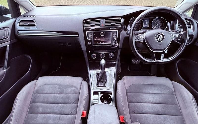 Used VW Golf VII GT 150 HP (110 kW) 2015 Black Hatchback