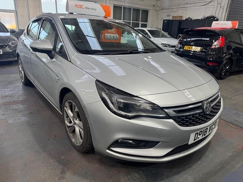 Used Vauxhall Astra SRi 136 HP (100 kW) 2018 Silver Hatchback
