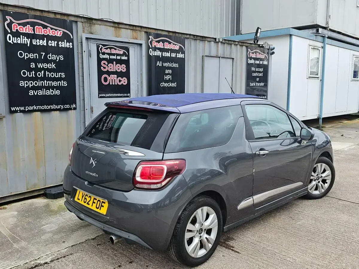 Begagnad Citroën DS3 Cabriolet 155 HK (114 kW) 2013 Grå Cab