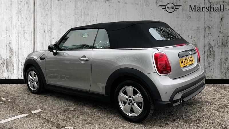 Used Mini Cooper Classic 136 HP (100 kW) 2023 Silver Hatchback