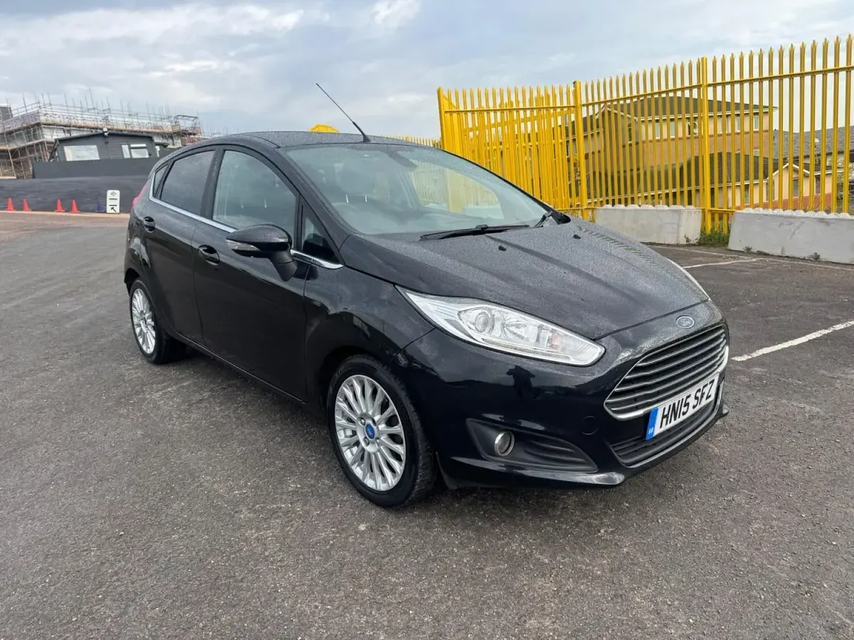 Used Ford Fiesta Titanium 2015 Black Hatchback