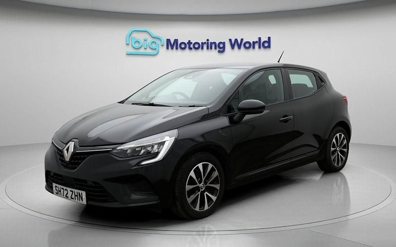 Used Renault Clio V Evolution 90 HP (66 kW) 2023 Black Hatchback