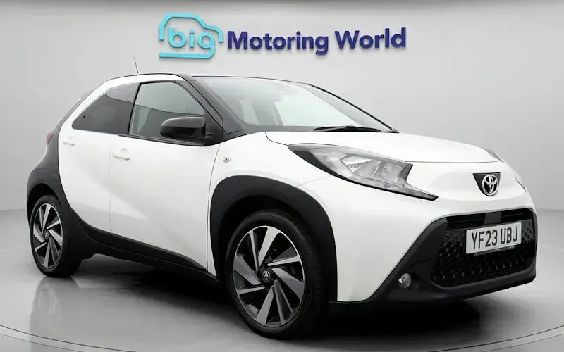 Usado Toyota Aygo X 72 CV (52 kW) 2025 SUV