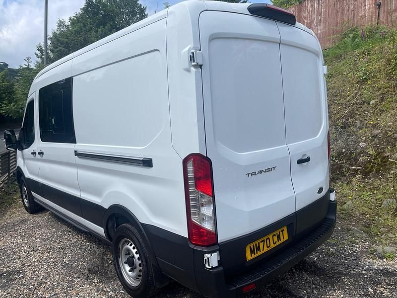 Usado Ford Transit 130 HP (95 kW) 2021 Branco