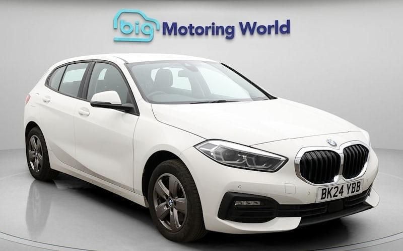 Used BMW 118 136 HP (100 kW) 2024 White Hatchback