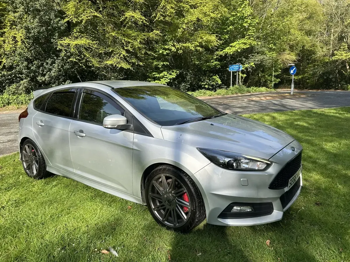 Used Ford Focus ST 2017 Silver Hatchback