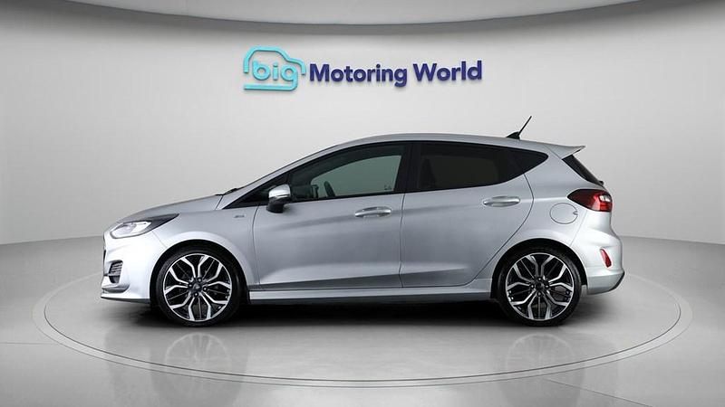 Used Ford Fiesta ST-Line X 100 HP (73 kW) 2023 Silver Hatchback