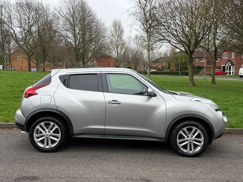 Used Nissan Juke Tekna 2011 Silver SUV