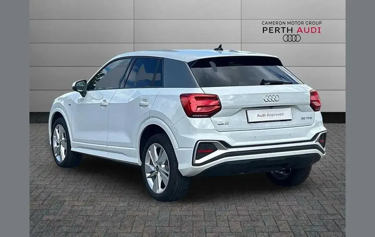 Used Audi Q2 S-Line 190 HP (139 kW) 2025 White SUV