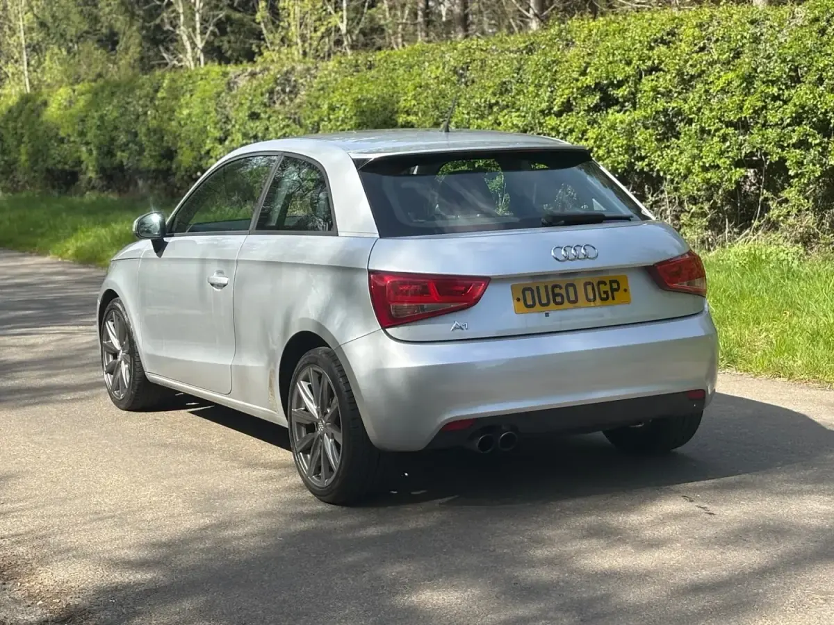 Usado Audi A1 Sport 2011 Plateado Utilitario