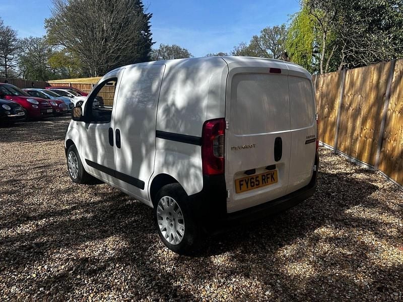 Used Peugeot Bipper 75 HP (55 kW) 2015 White MPV
