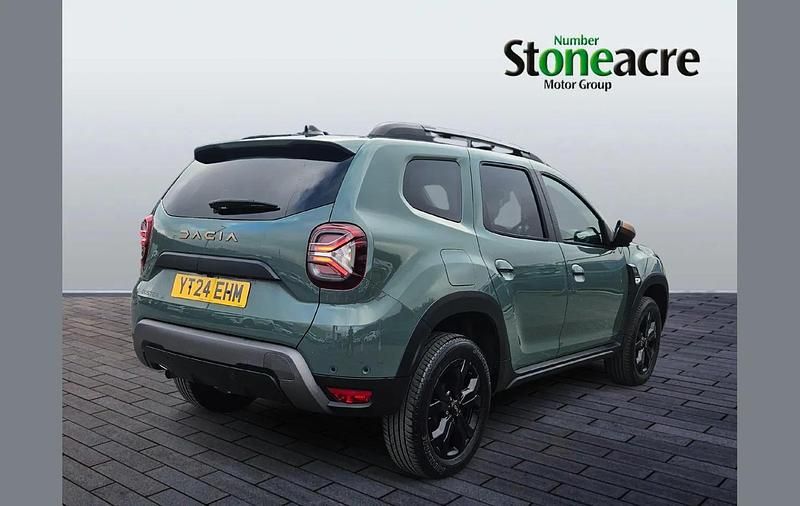 Used Dacia Duster Extreme 150 HP (110 kW) 2024 Green SUV