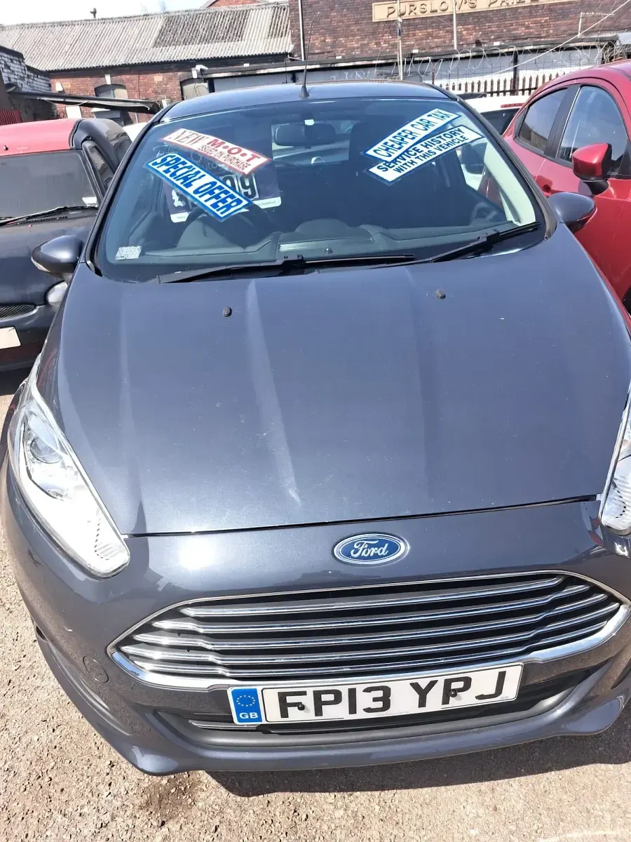 Used Ford Fiesta Zetec 2013 Grey Hatchback