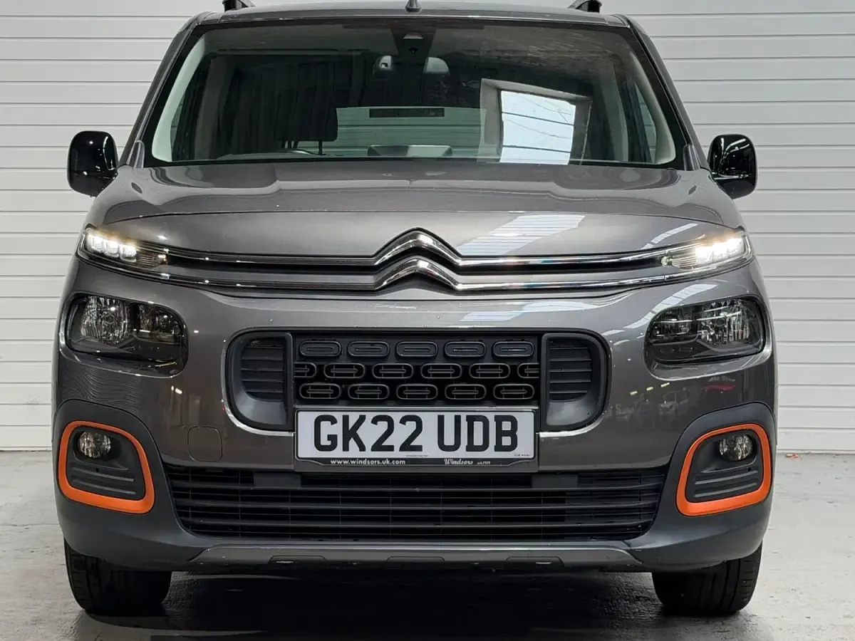 Used Citroën e-Berlingo XTR 130 HP (95 kW) 2022 Grey MPV