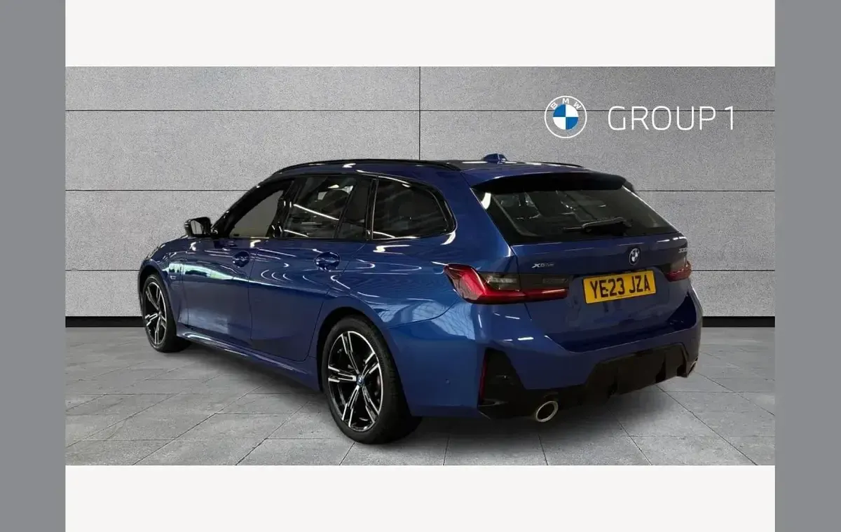 Used BMW 330e M Sport 292 HP (214 kW) 2023 Blue Estate