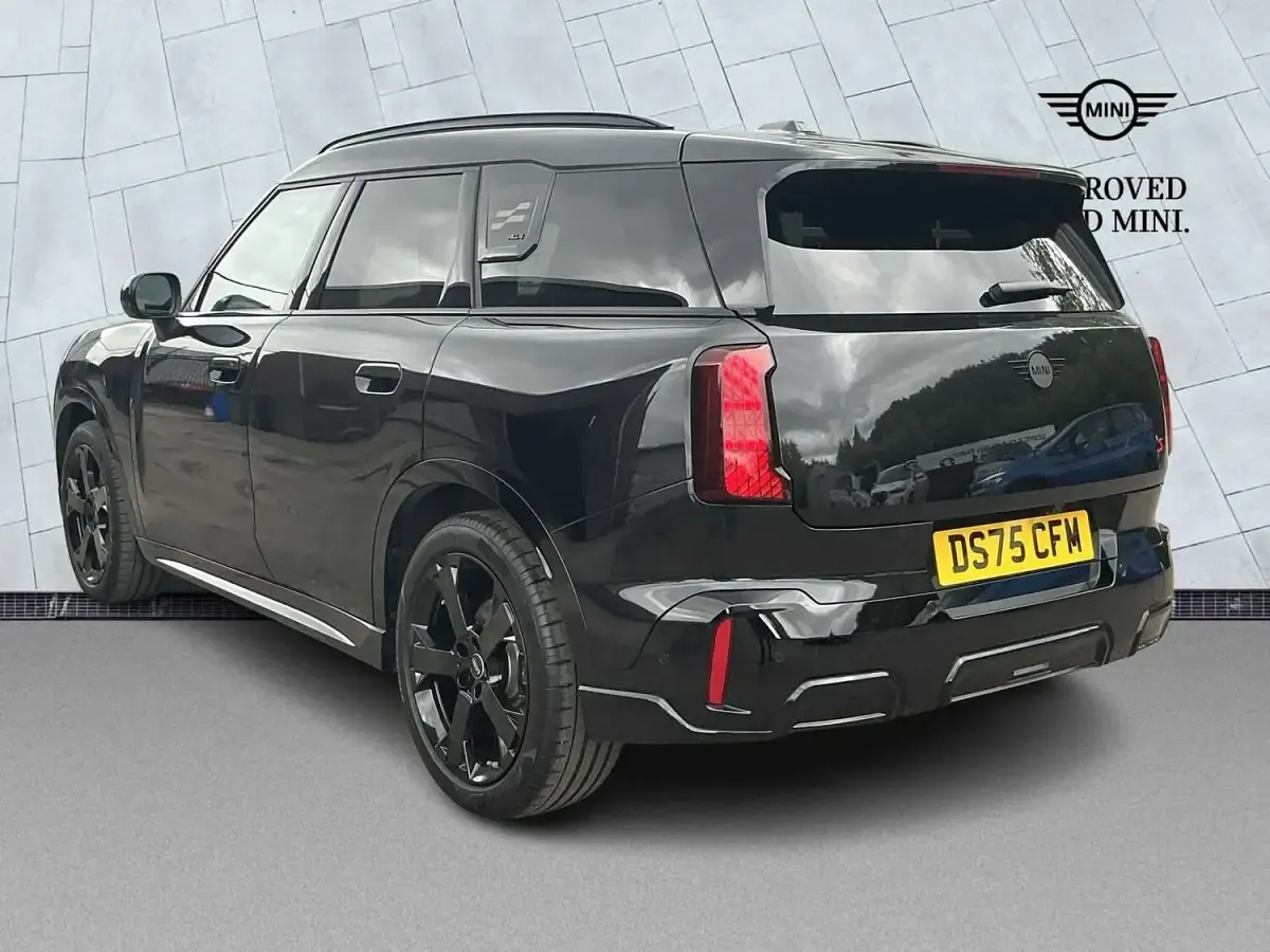 Used Mini Countryman Sport 215 HP (158 kW) 2026 Black SUV