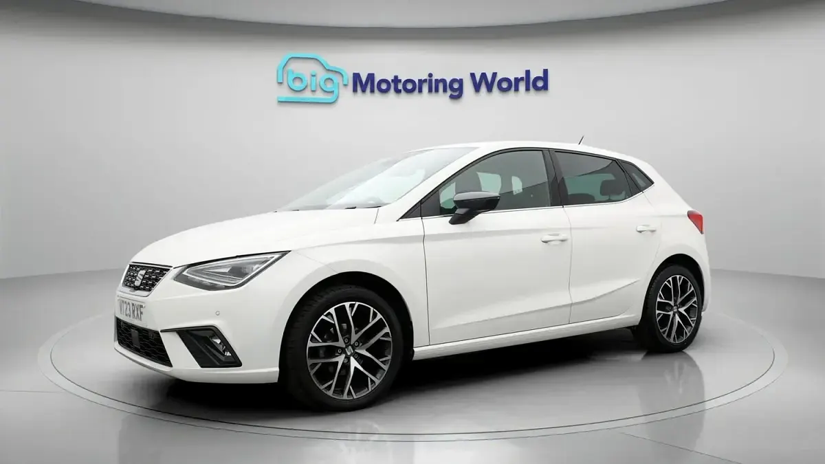 Used Seat Ibiza XCELLENCE Lux 95 HP (69 kW) 2023 White Hatchback