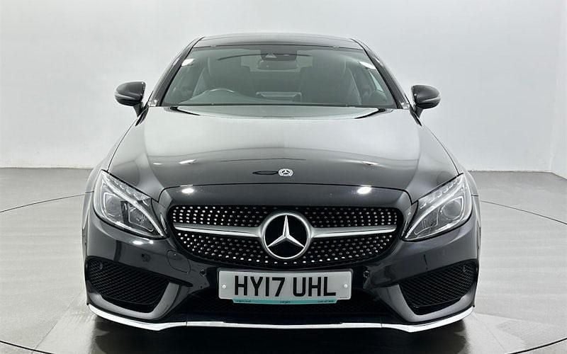 Used Mercedes C220 AMG Line Premium Plus 170 HP (125 kW) 2017 Black Coupe