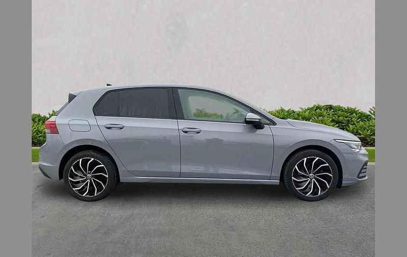 Used VW Golf VIII Life 108 HP (79 kW) 2023 Grey Hatchback