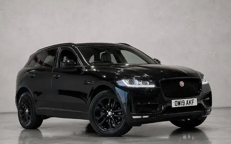 Used Jaguar F-Pace R-Sport 180 HP (132 kW) 2019 SUV