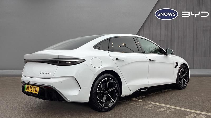 Used BYD Seal Design 229 kW (312 HP) 2025 White