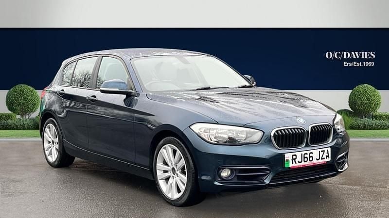 Used BMW 120 Sport Line 190 HP (139 kW) 2016 Blue Hatchback