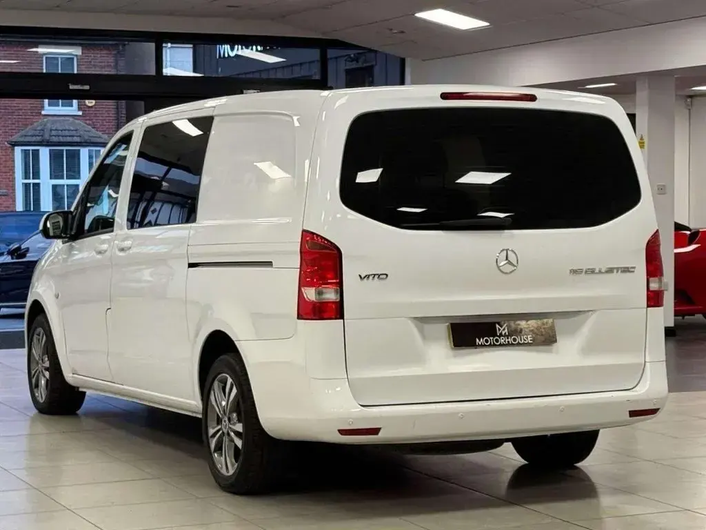 Used Mercedes Vito 190 HP (139 kW) 2016 White Van