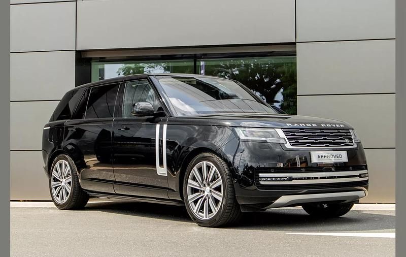 Black Used 2022 Land Rover Range Rover Autobiography SUV | £88,888 (A bit pricey) - Image 1/4