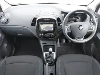 Second-hand Renault Captur Iconic 130 CP (95 kW) 2019 Alb SUV