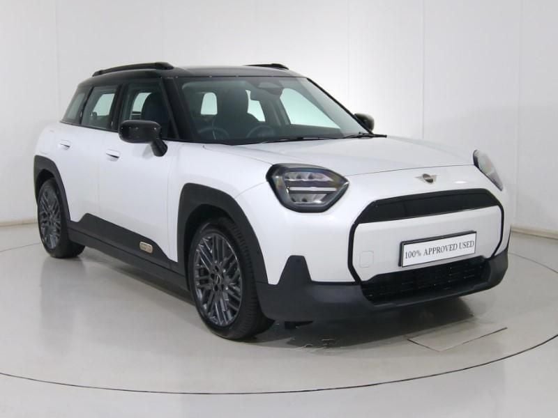 White Used 2024 Mini Aceman SUV | £26,990 (Super price) - Image 1/4