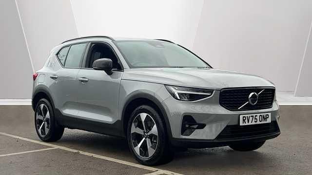 Used 2026 Volvo XC40 Plus SUV | £33,490 (A bit pricey) - Image 1/3