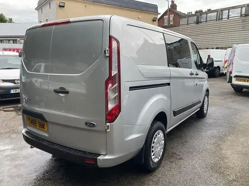 Used Ford Transit Custom Trend 2019 Silver Van