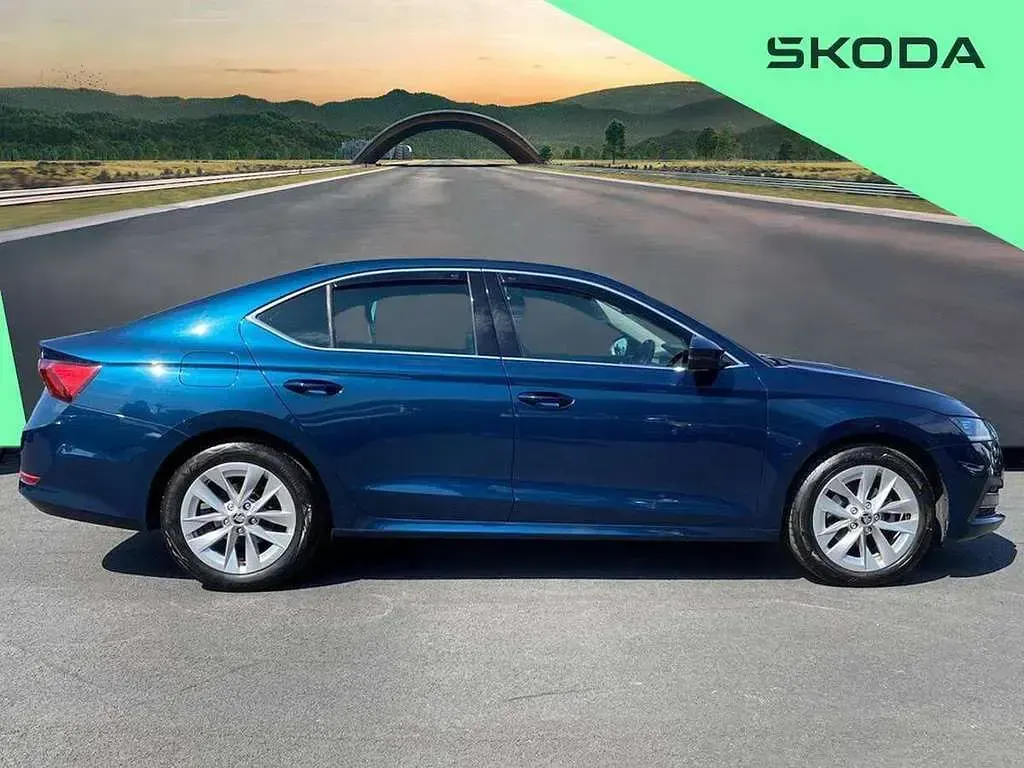 Used Skoda Octavia SE L 150 HP (110 kW) 2023 Blue Hatchback