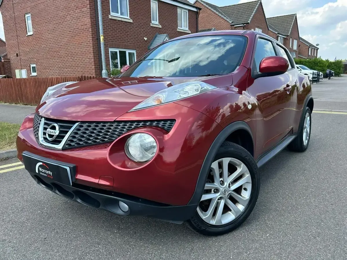 Second-hand Nissan Juke Acenta 117 CP (86 kW) 2011 Roșu SUV