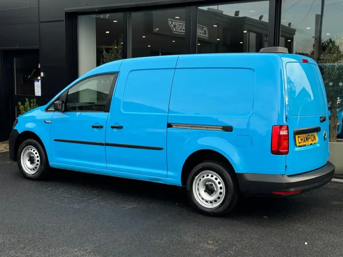 Used VW Caddy Maxi Startline 2017 Blue MPV