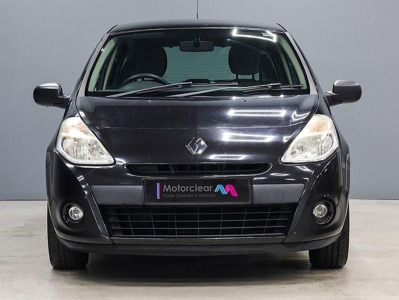 Used Renault Clio II 2010 Black Hatchback
