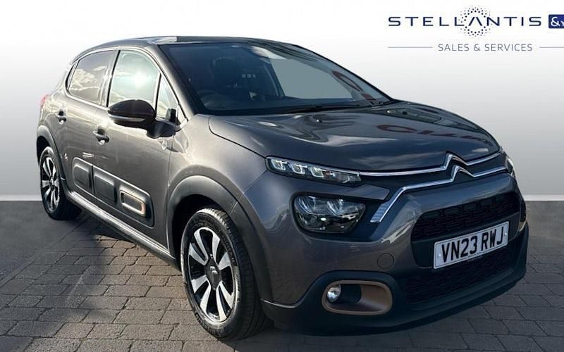 Used Citroën C3 PureTech 83 HP (61 kW) 2023 Red Hatchback