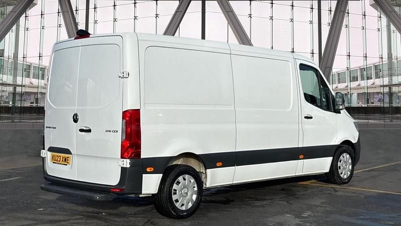 Used Mercedes Sprinter Premium 150 HP (110 kW) 2023 White Van