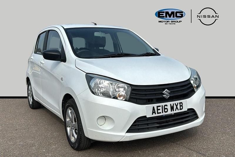 Used Suzuki Celerio SZ3 68 HP (50 kW) 2016 White Hatchback