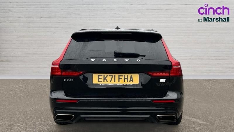 Used Volvo V60 R-Design 340 HP (250 kW) 2021 Black Estate