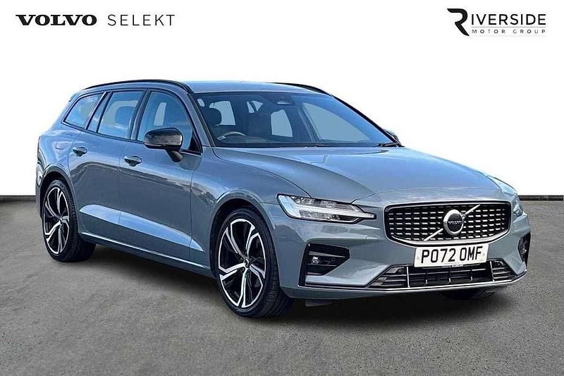 Thunder grey Used 2022 Volvo V60 Plus Estate | £28,425 (A bit pricey) - Image 1/4