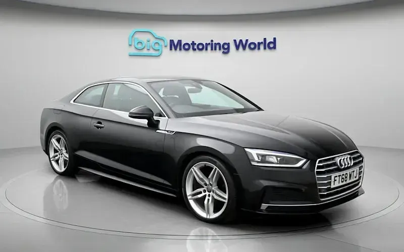 Begagnad Audi A5 S-Line 190 HK (139 kW) 2019 Svart Sportkupé