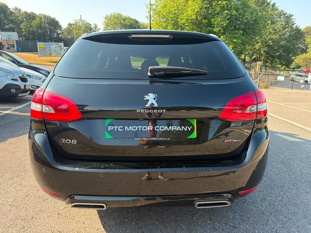 Used Peugeot 308 SW GT-line 120 HP (88 kW) 2016 Black Estate