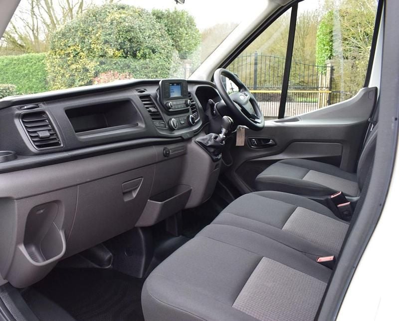 Used Ford Transit 130 HP (95 kW) 2023 White Cabriolet