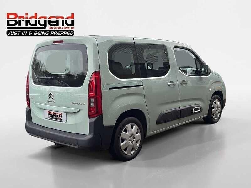 Used Citroën Berlingo Feel 2019 Green MPV