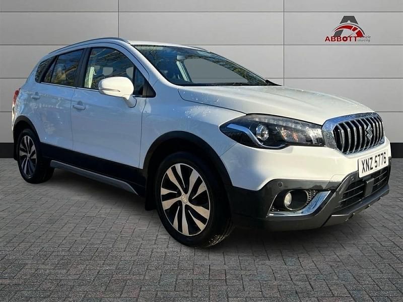 Used Suzuki SX4 SZ-T 111 HP (81 kW) 2018 White Hatchback