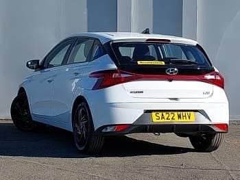 Used Hyundai i20 SE 100 HP (73 kW) 2022 White Hatchback