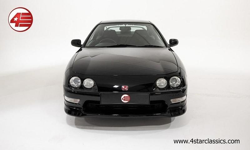 Used Honda Integra Type R 1999 Black Coupe