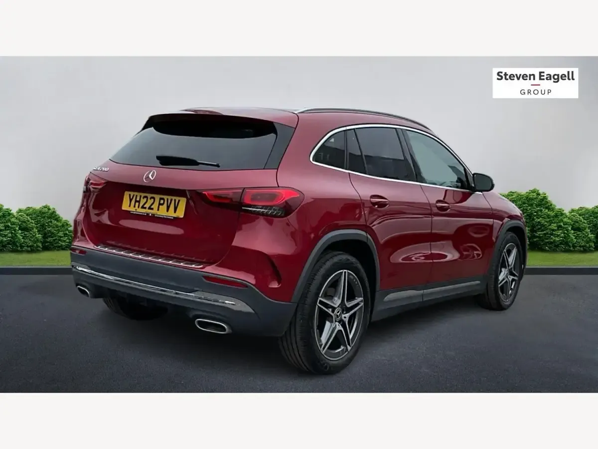 Second-hand Mercedes GLA200 AMG line 163 CP (119 kW) 2022 Roșu SUV