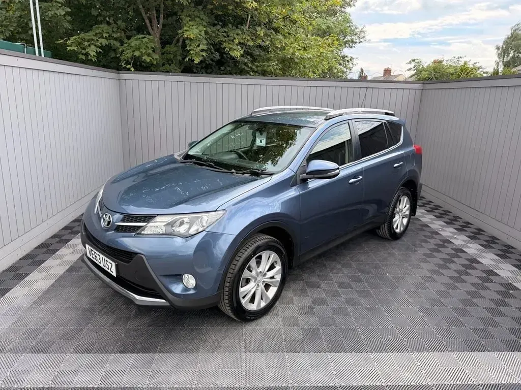 Used Toyota RAV4 150 HP (110 kW) 2014 Blue SUV